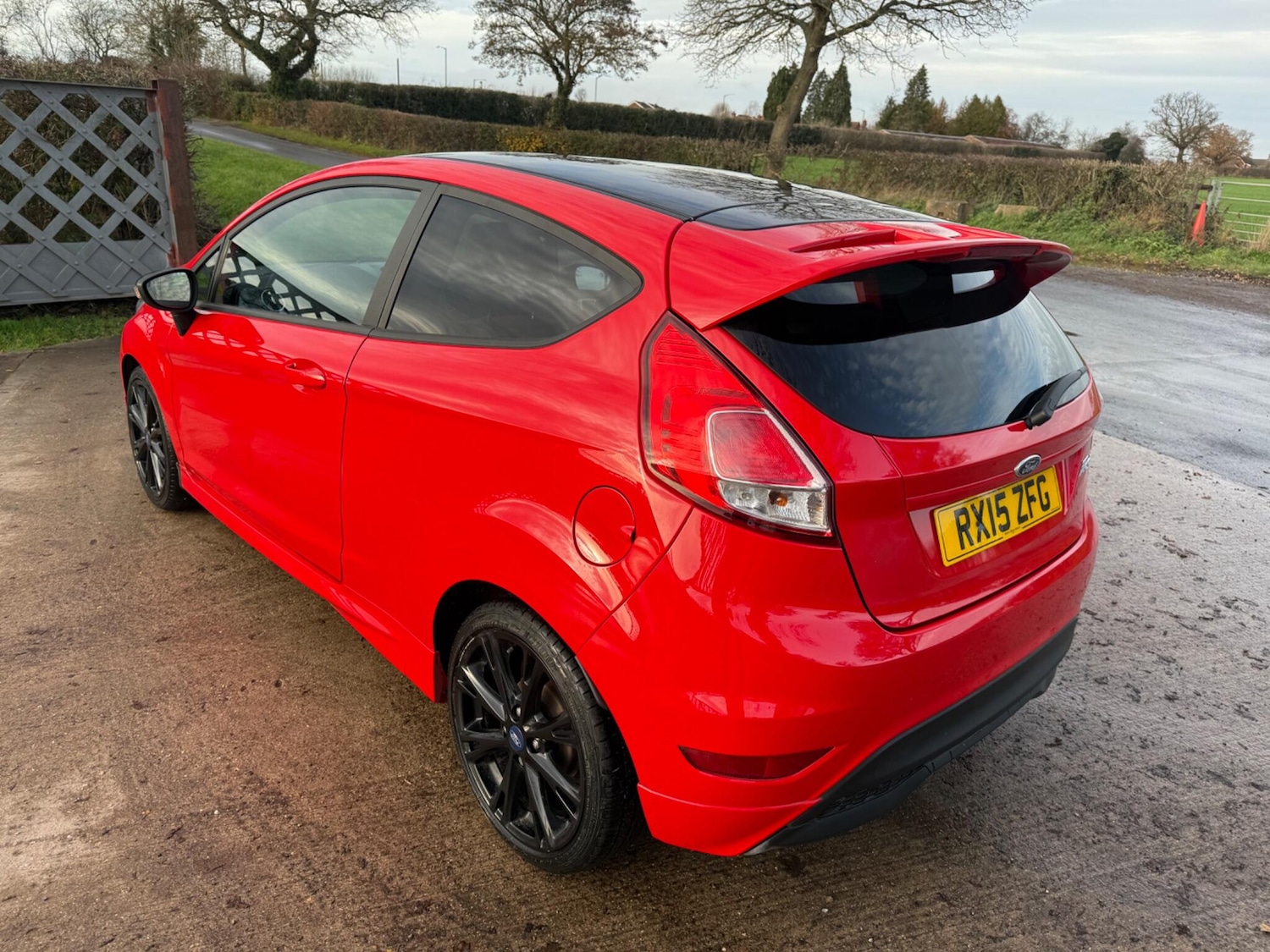 Used Ford Fiesta 2015 for sale - 76865642: Photo 9