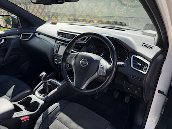 Used Nissan Qashqai 2017 for sale - 75729950: Photo
