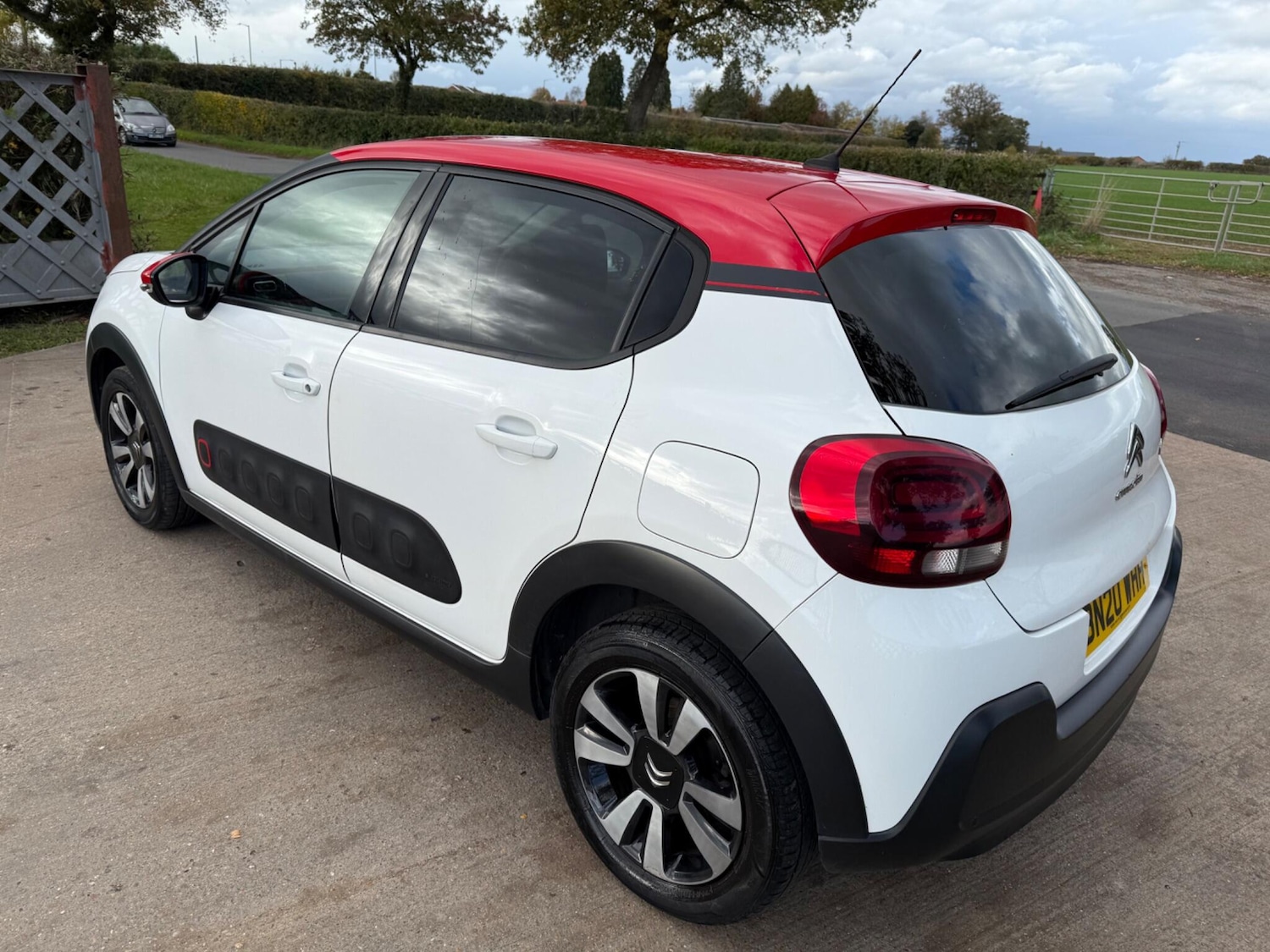 Used Citroen C3 2020 for sale - 76370115: Photo 8