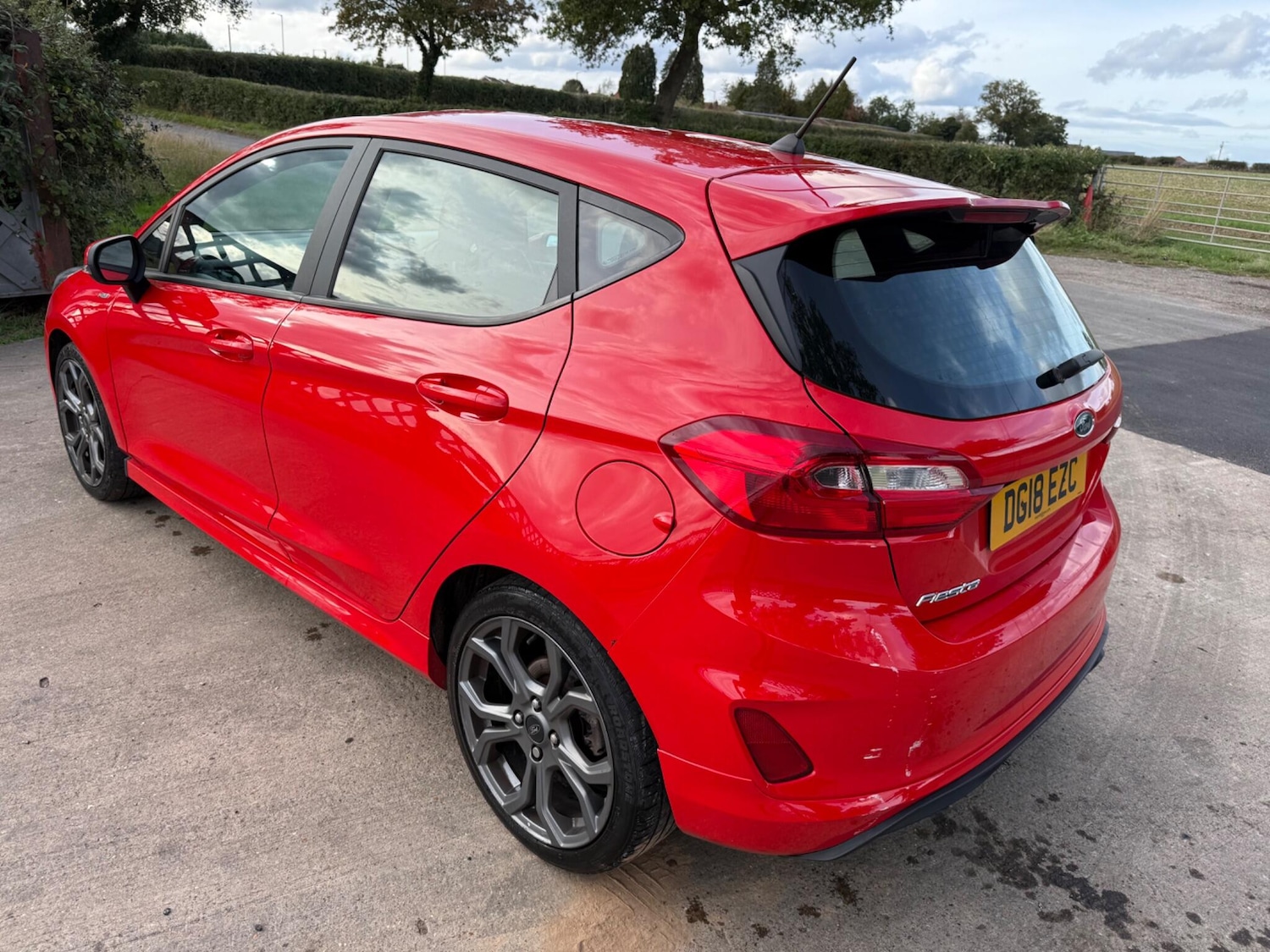 Used Ford Fiesta 2018 for sale - 76371688: Photo 12