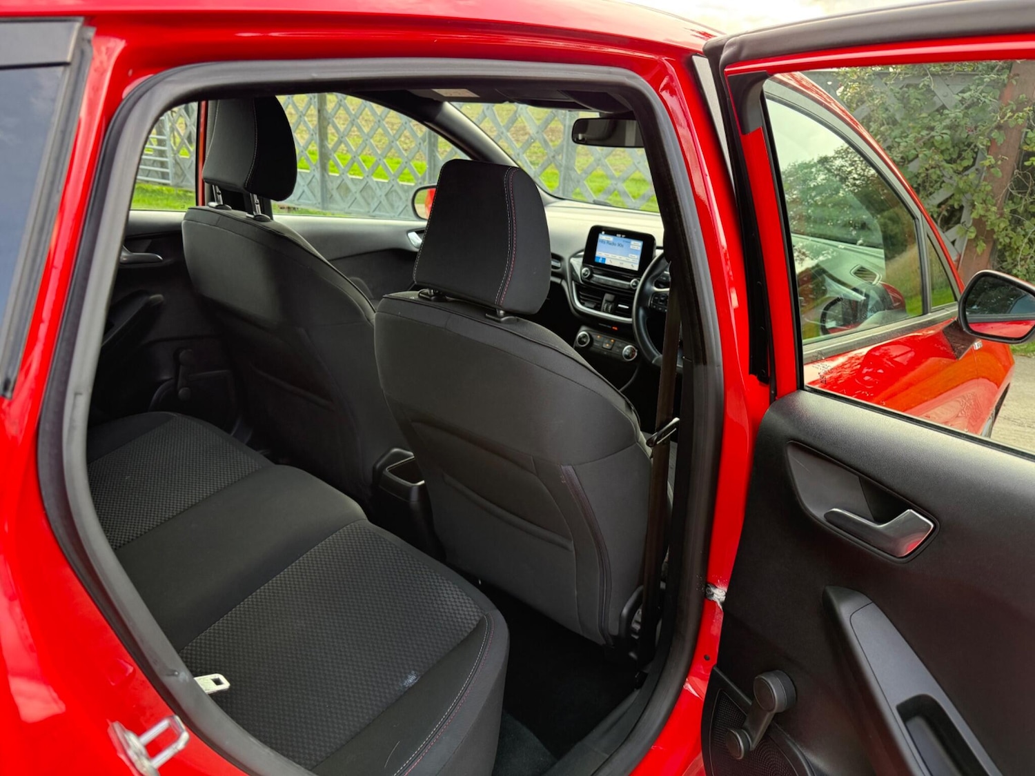 Used Ford Fiesta 2018 for sale - 76371688: Photo 7