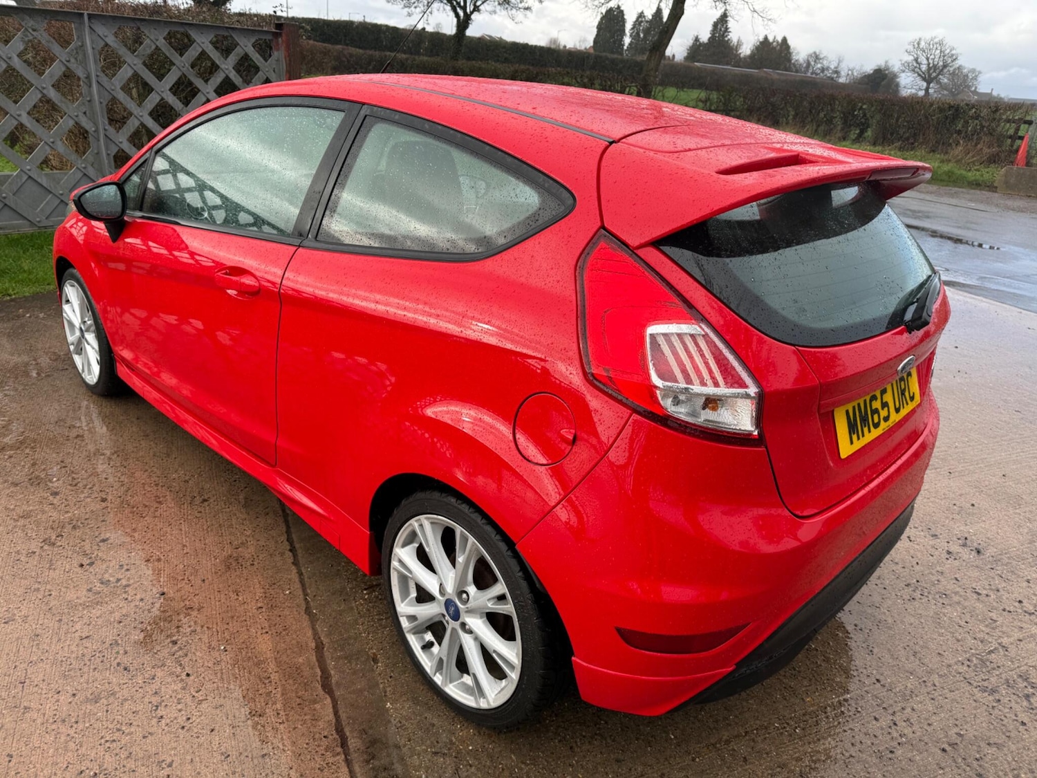 Used Ford Fiesta 2015 for sale - 77524085: Photo 9