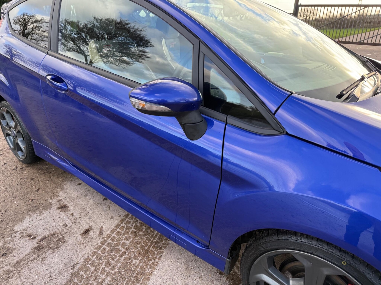 Used Ford Fiesta 2016 for sale - 76899505: Photo 3