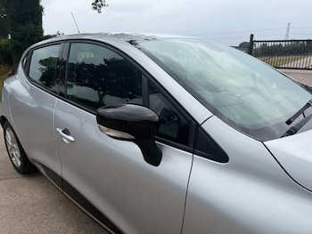 Used Renault Clio 2016 for sale - 76371398: Photo