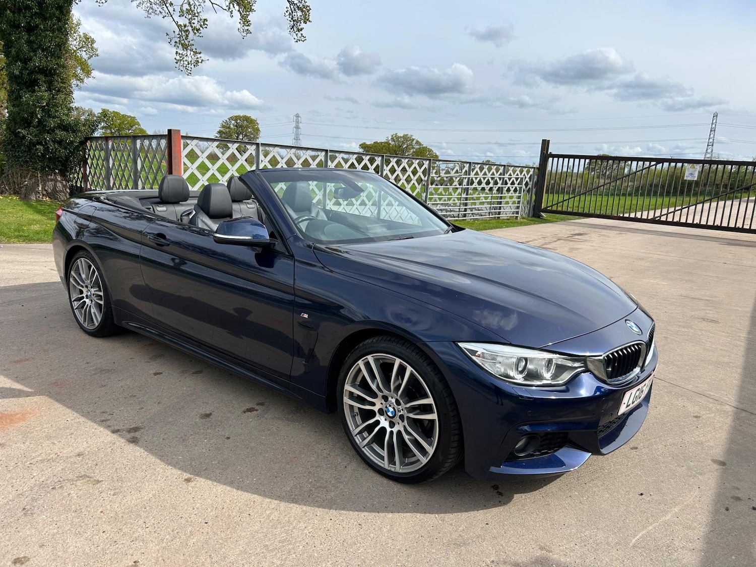 Used BMW 4 Series 2016 for sale - 76370997: Photo 1
