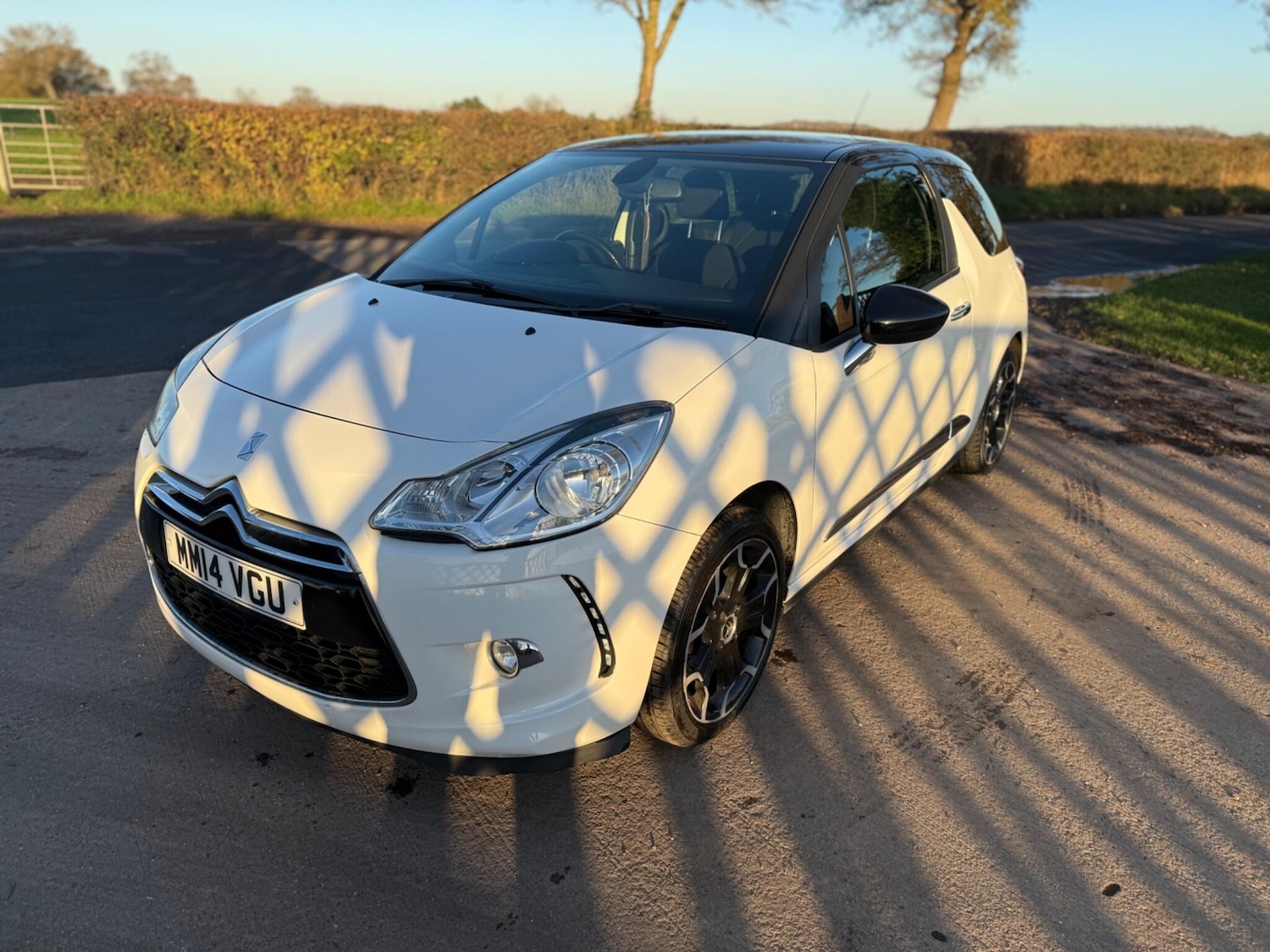 Used Citroen DS3 2014 for sale - 76700672: Photo 10