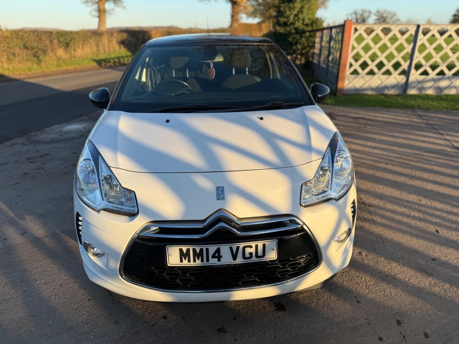 Used Citroen DS3 2014 for sale - 76700672: Photo 11