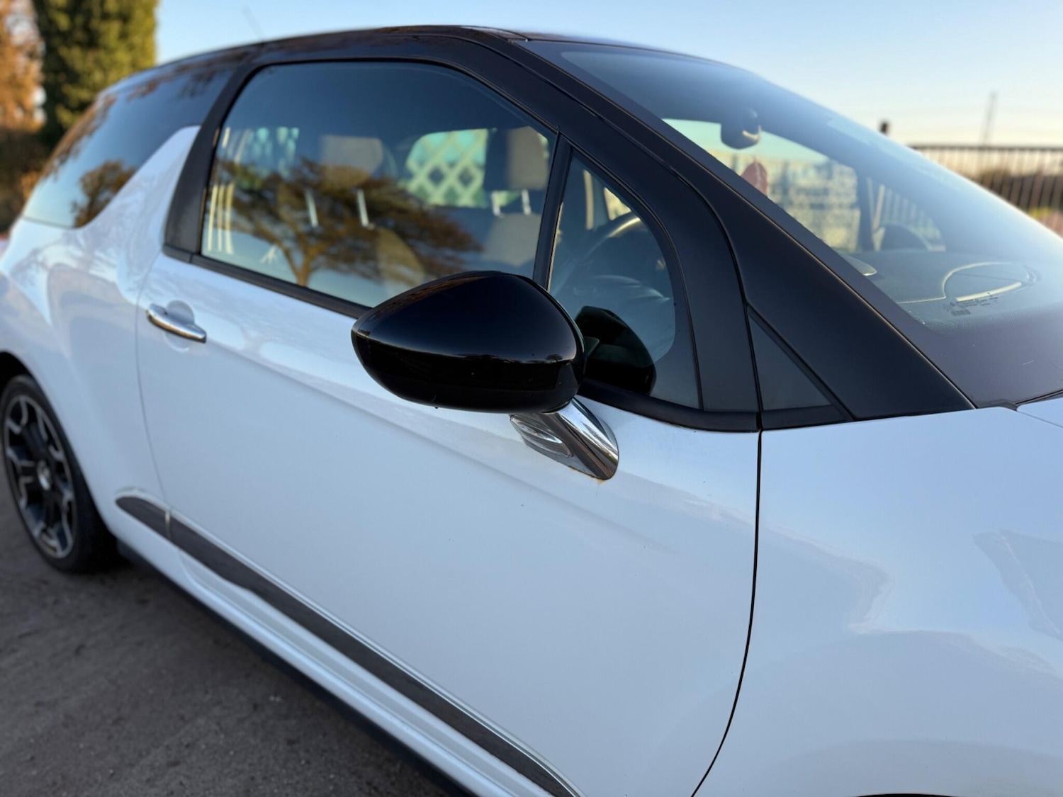 Used Citroen DS3 2014 for sale - 76700672: Photo 3