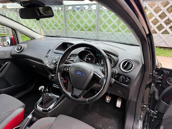 Used Ford Fiesta 2016 for sale - 77824756: Photo