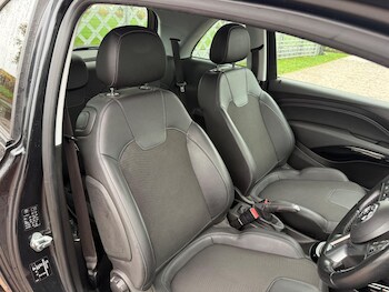 Used Vauxhall ADAM 2016 for sale - 76592101: Photo