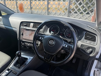 Used Volkswagen Golf 2019 for sale - 79544341: Photo