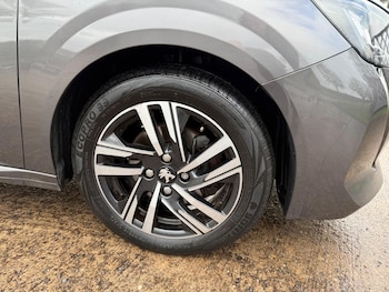 Used Peugeot 208 2021 for sale - 77440592: Photo