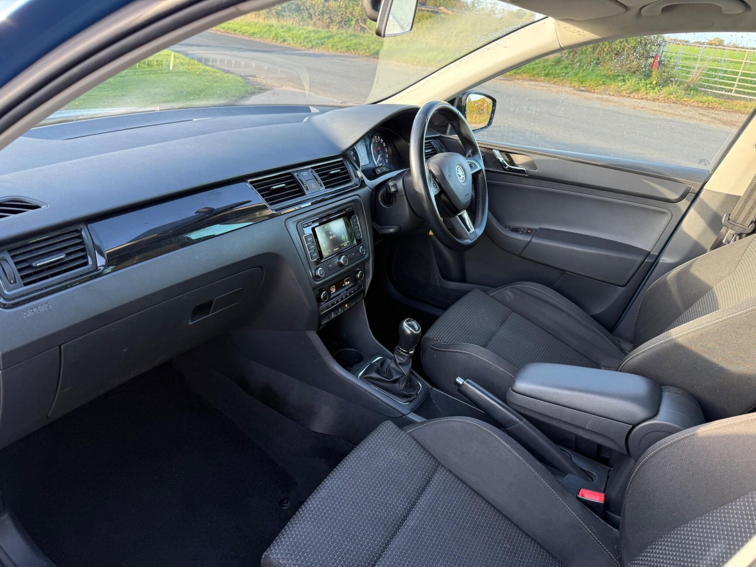 Used Skoda Rapid Spaceback 2015 for sale - 76409169: Photo 11