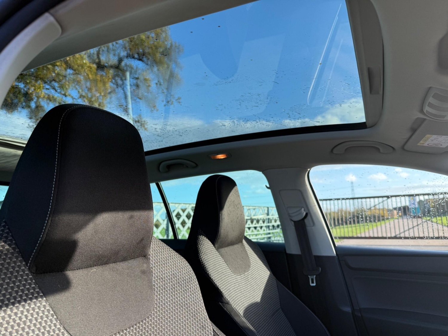 Used Skoda Rapid Spaceback 2015 for sale - 76409169: Photo 6