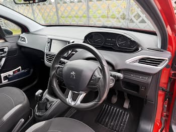 Used Peugeot 208 2016 for sale - 79808081: Photo