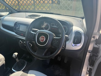 Used Fiat 500L 2014 for sale - 79544249: Photo