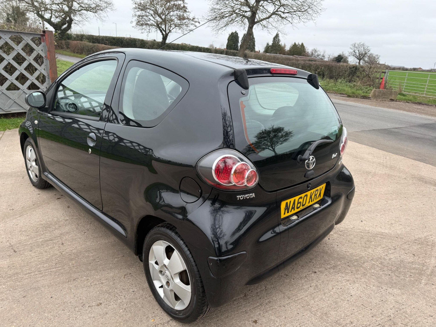 Used Toyota AYGO for sale - 77066530: Photo 9