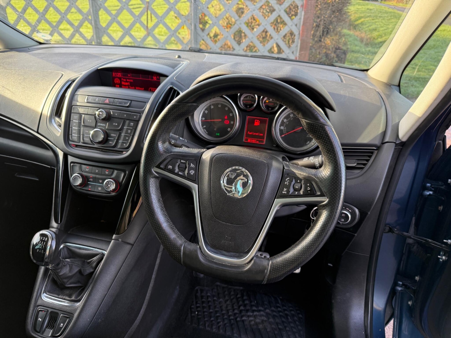 Used Vauxhall Zafira 2015 for sale - 76936274: Photo 6