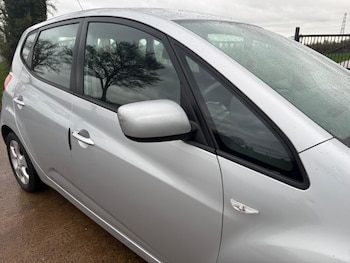 Used Kia Venga 2011 for sale - 78575479: Photo