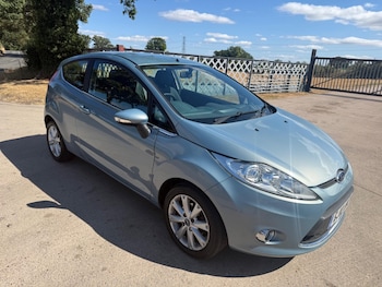 Used Ford Fiesta 2010 for sale - 79337749: Photo