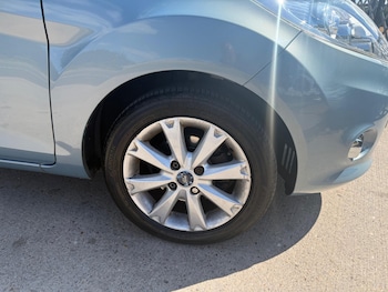 Used Ford Fiesta 2010 for sale - 79337749: Photo