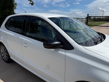 Used Volkswagen Polo 2015 for sale - 79224573: Photo