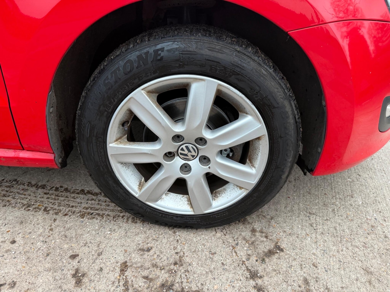 Used Volkswagen Polo 2013 for sale - 77040758: Photo 2