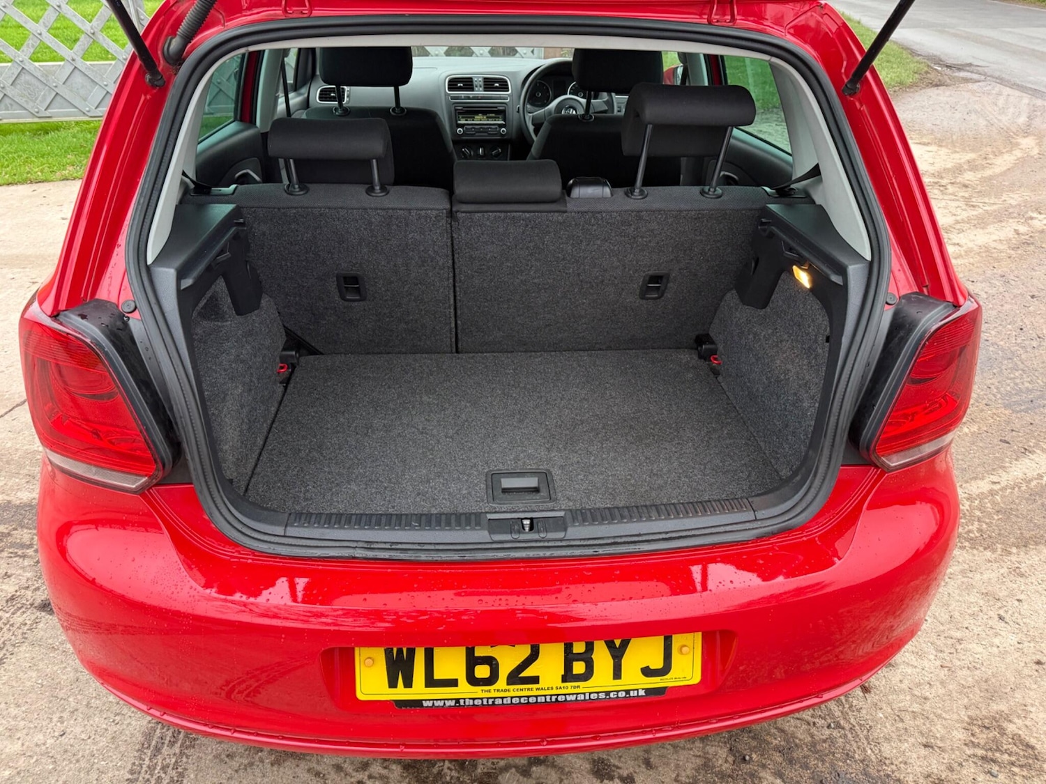 Used Volkswagen Polo 2013 for sale - 77040758: Photo 9