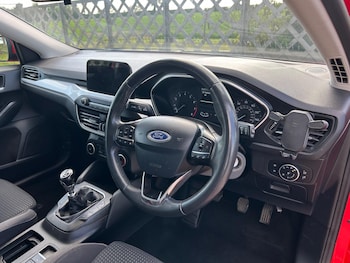 Used Ford Focus 2018 for sale - 75247601: Photo