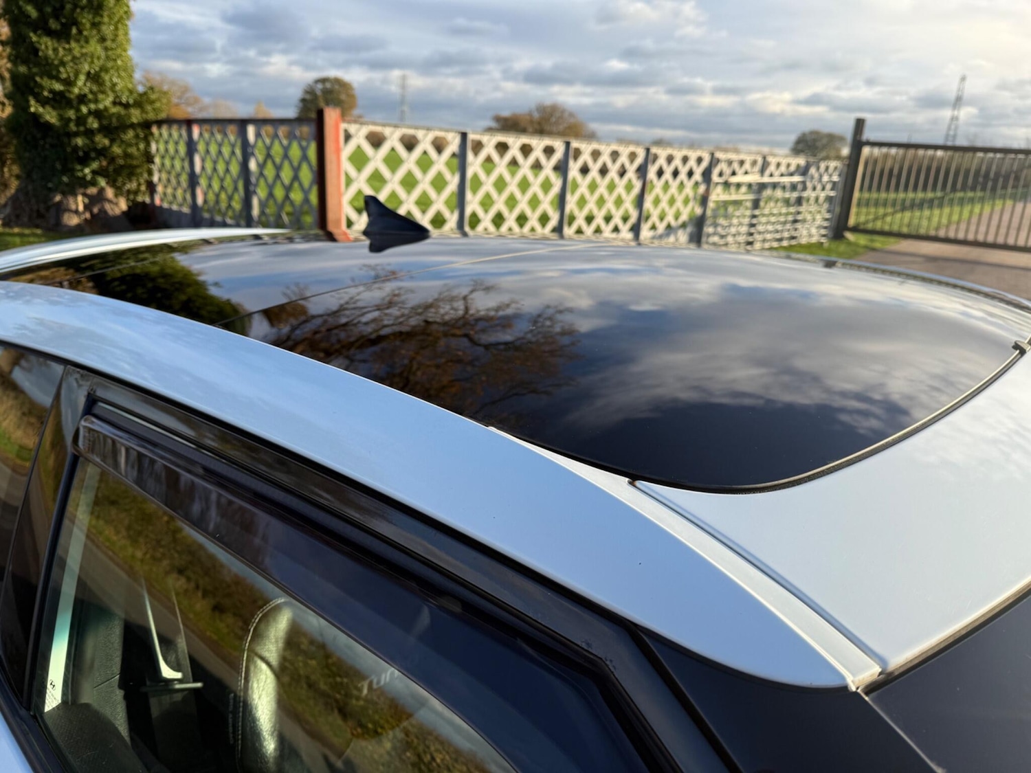 Used Hyundai Veloster 2014 for sale - 76989496: Photo 7