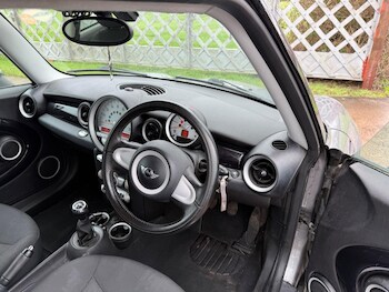 Used MINI Hatch 2009 for sale - 77306339: Photo