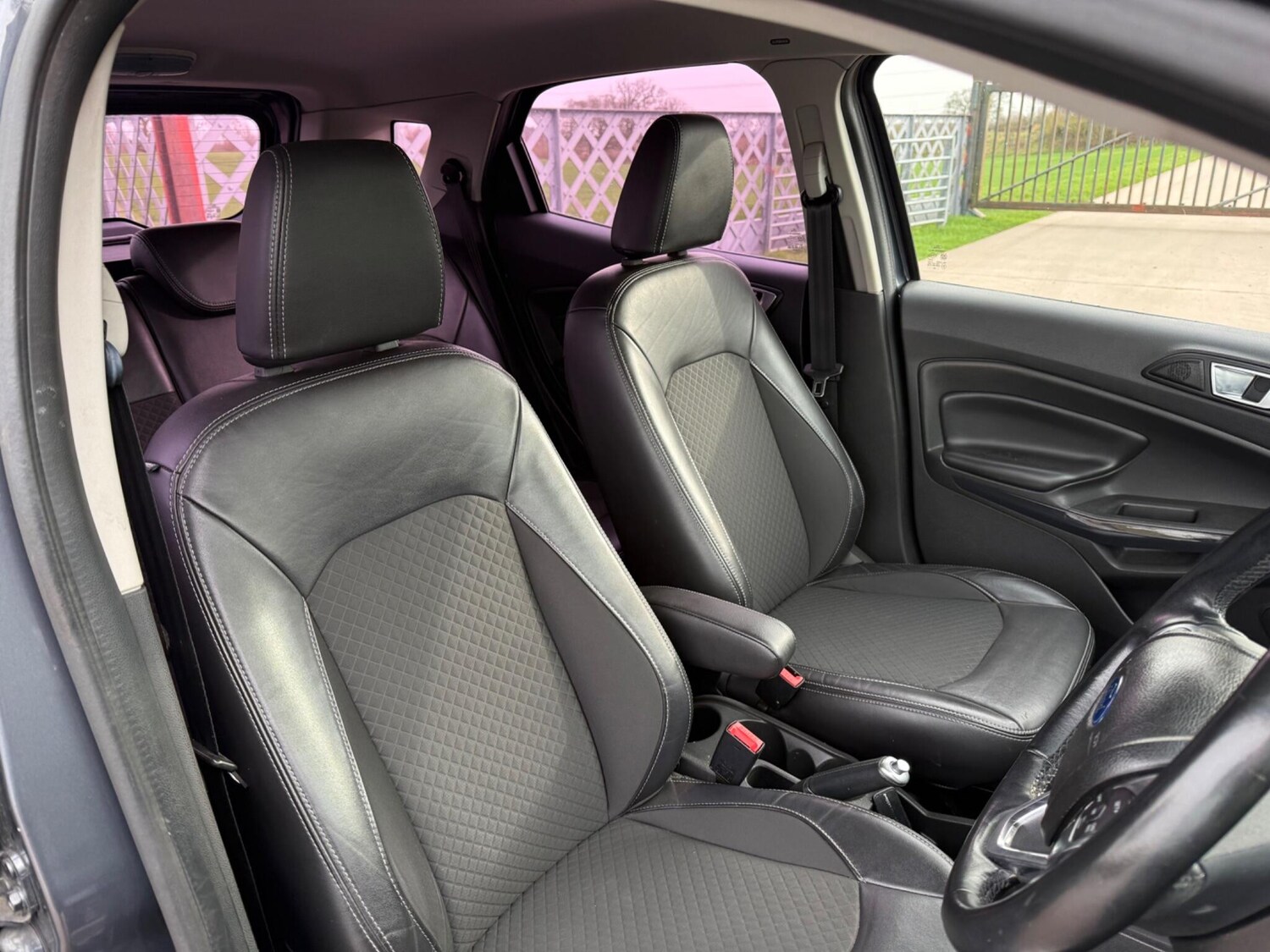 Used Ford Ecosport 2015 for sale - 77839214: Photo 6