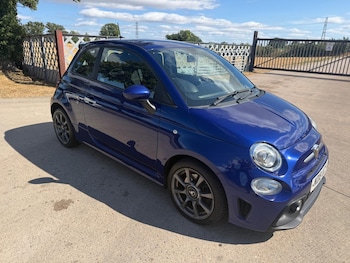Used Abarth 595 2018 for sale - 79337084: Photo