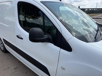 Used Citroen Berlingo 2012 for sale - 79303404: Photo