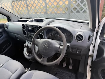 Used Citroen Berlingo 2012 for sale - 79303404: Photo