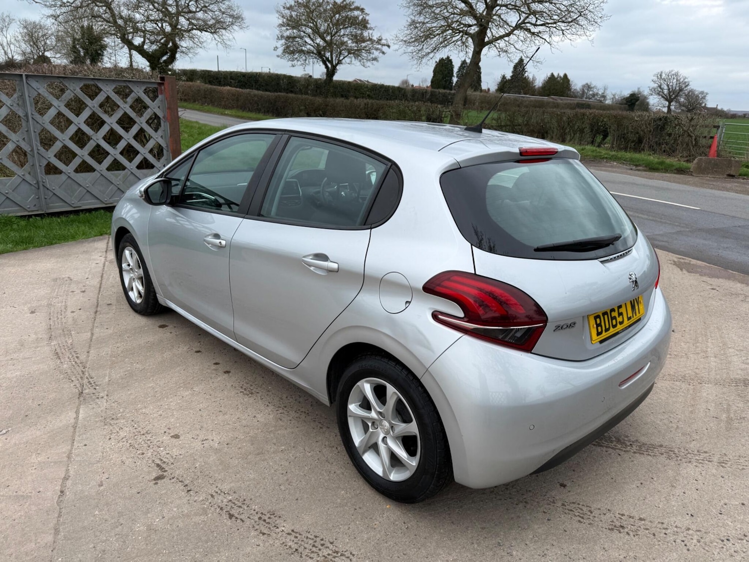 Used Peugeot 208 for sale - 77737702: Photo 10