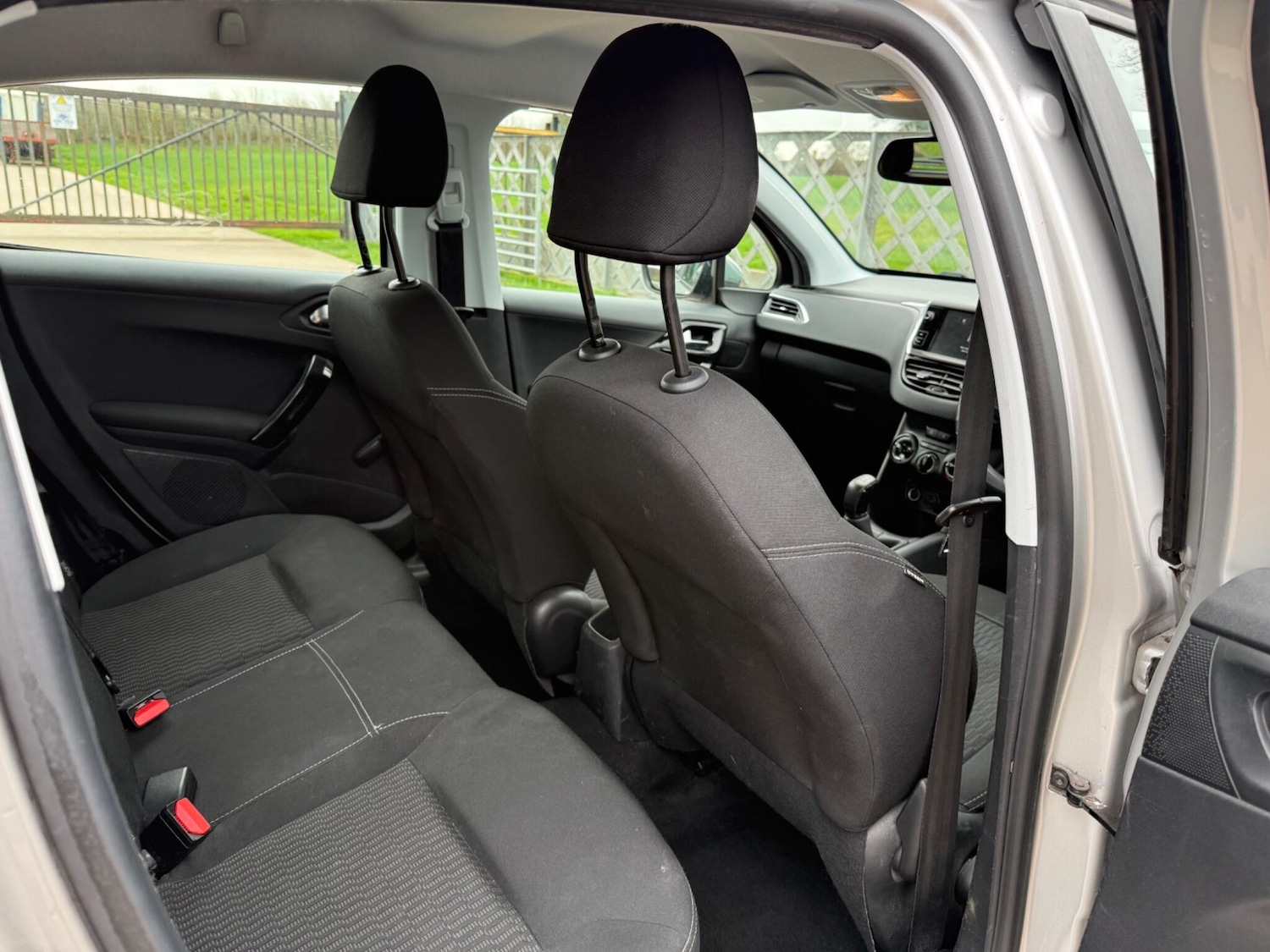 Used Peugeot 208 for sale - 77737702: Photo 7