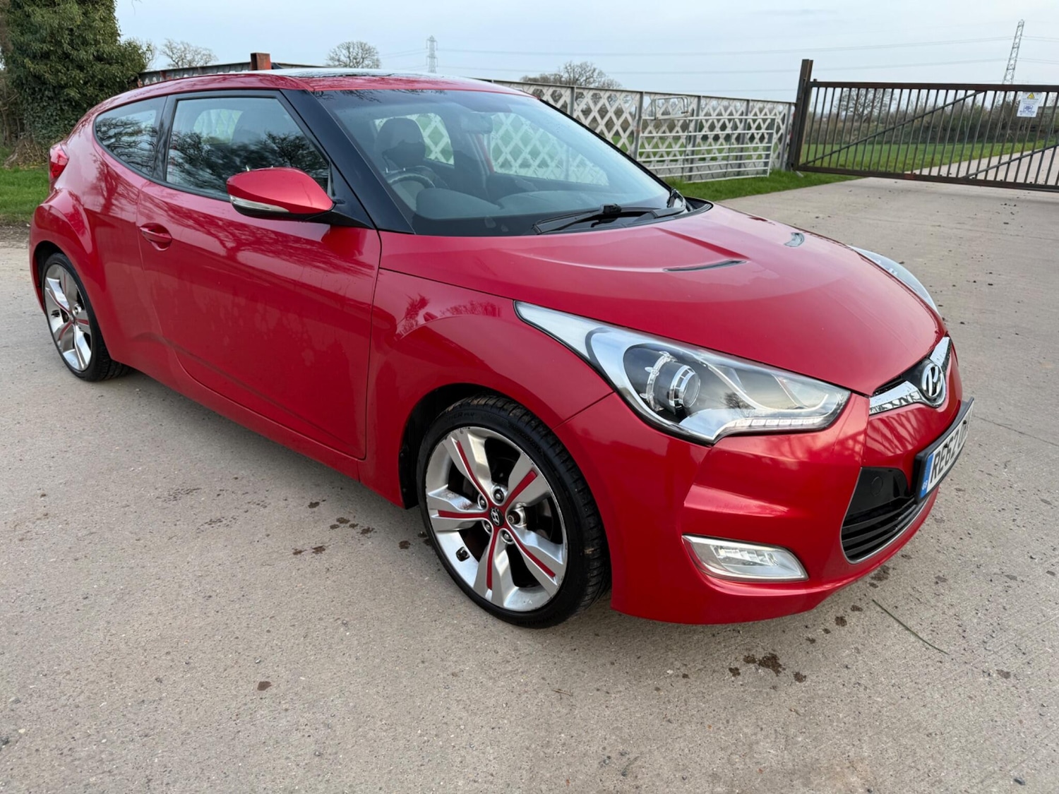 Used Hyundai Veloster 2012 for sale - 77970145: Photo 1