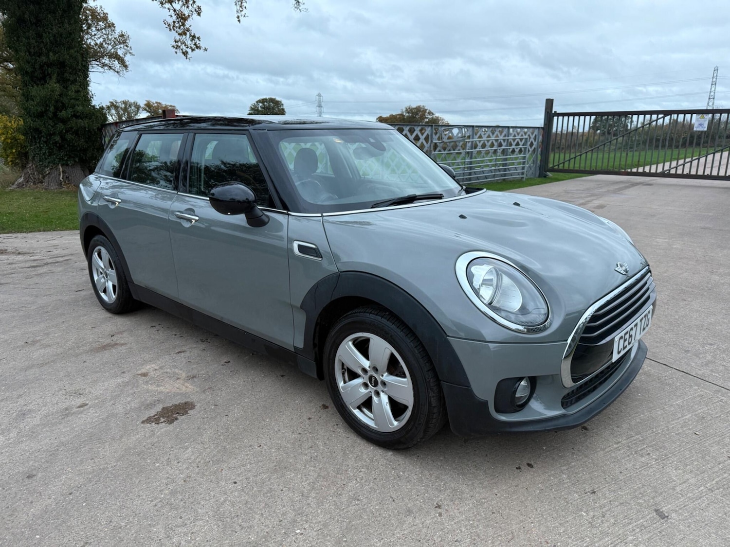 Used MINI Clubman 2017 for sale - 76457880: Photo 1