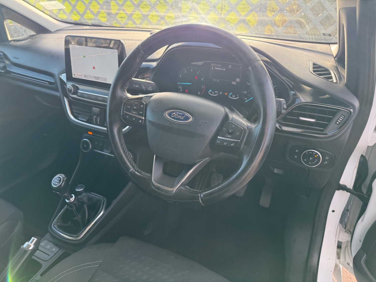 Used Ford Fiesta 2017 for sale - 77838875: Photo 3