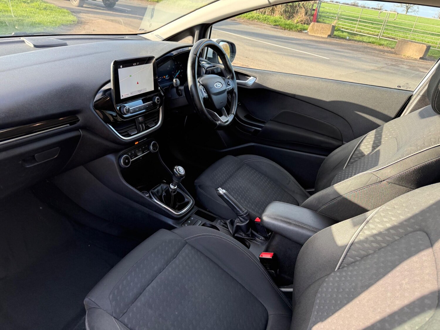 Used Ford Fiesta 2017 for sale - 77838875: Photo 9