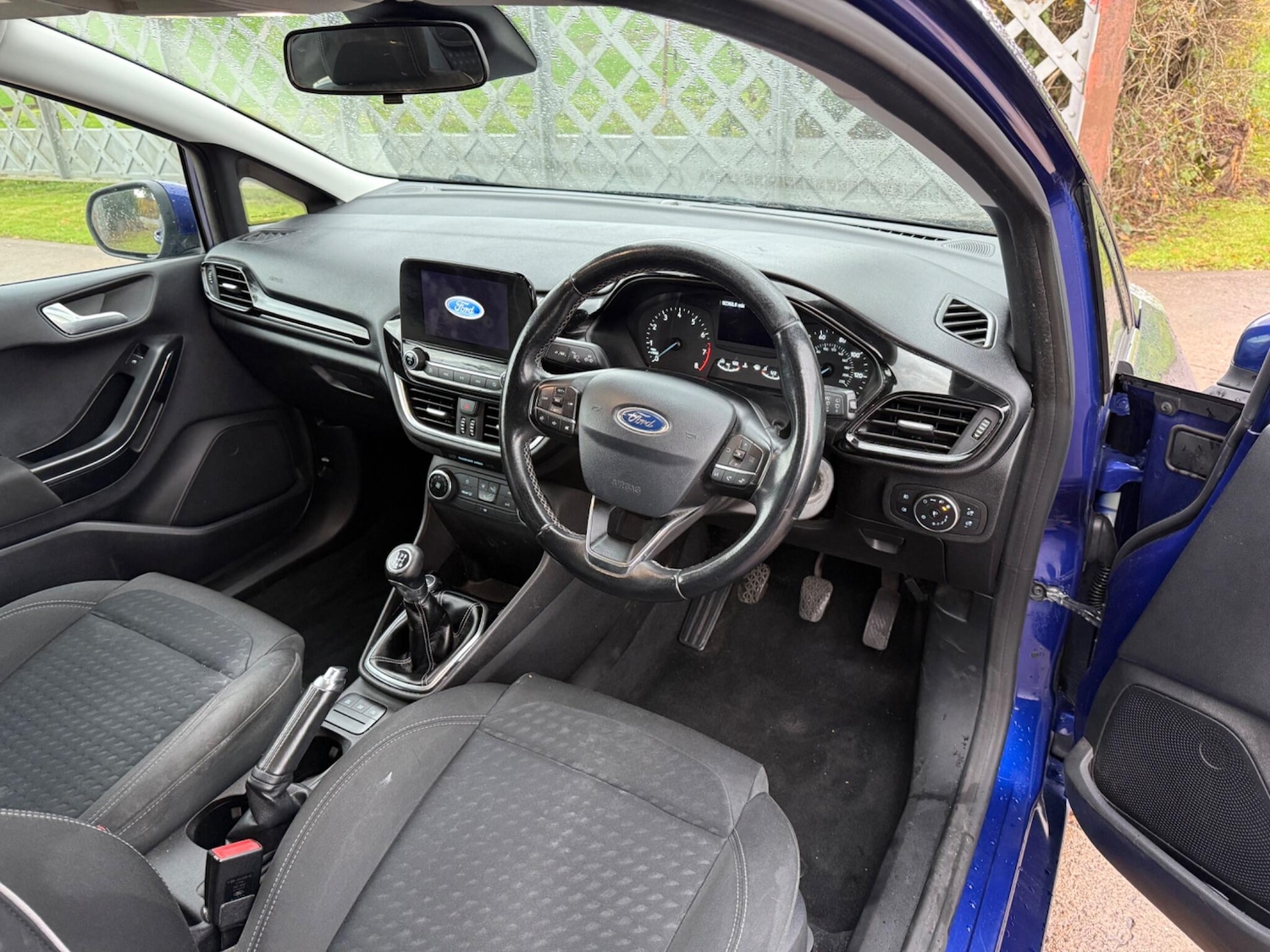 Used Ford Fiesta 2017 for sale - 76370562: Photo 4