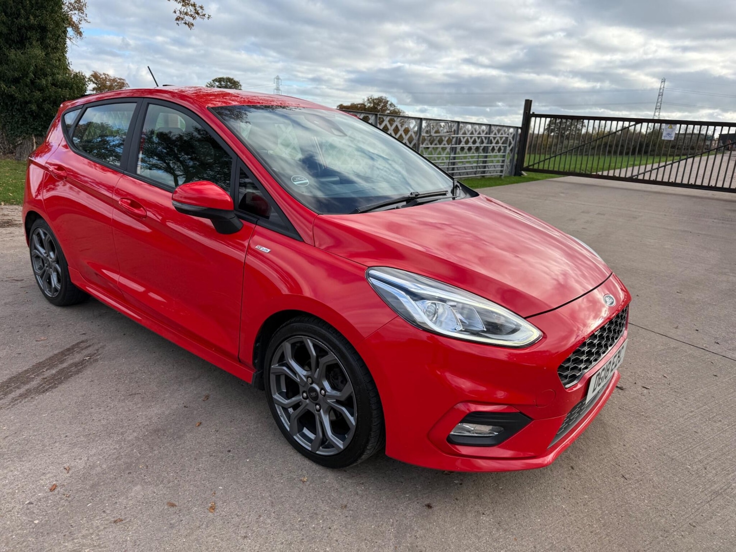 Used Ford Fiesta 2018 for sale - 76990112: Photo 1