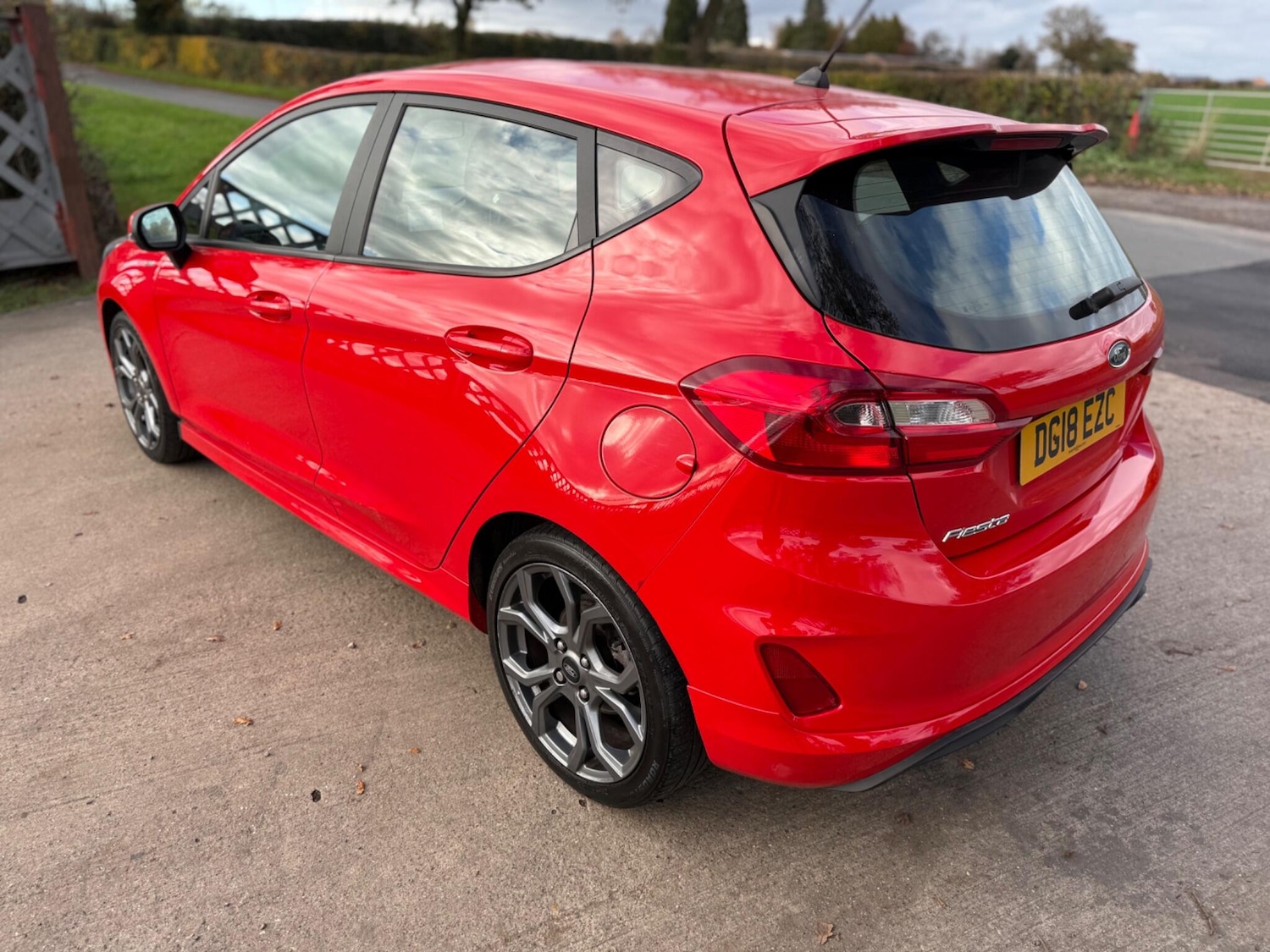 Used Ford Fiesta 2018 for sale - 76990112: Photo 10