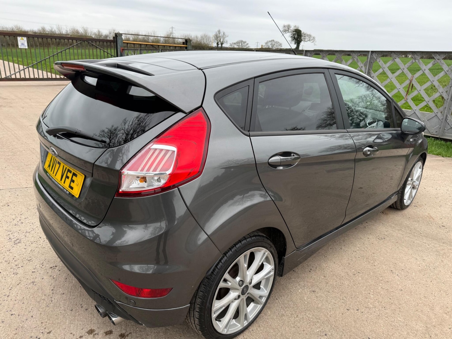 Used Ford Fiesta 2017 for sale - 77738054: Photo 9