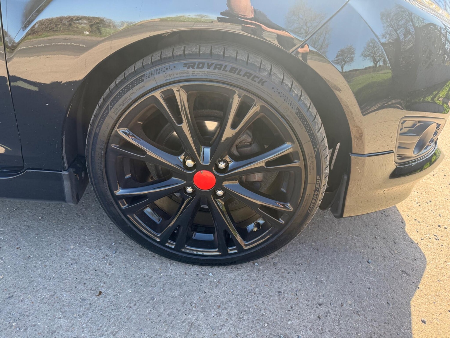 Used Ford Fiesta for sale - 77926123: Photo 2