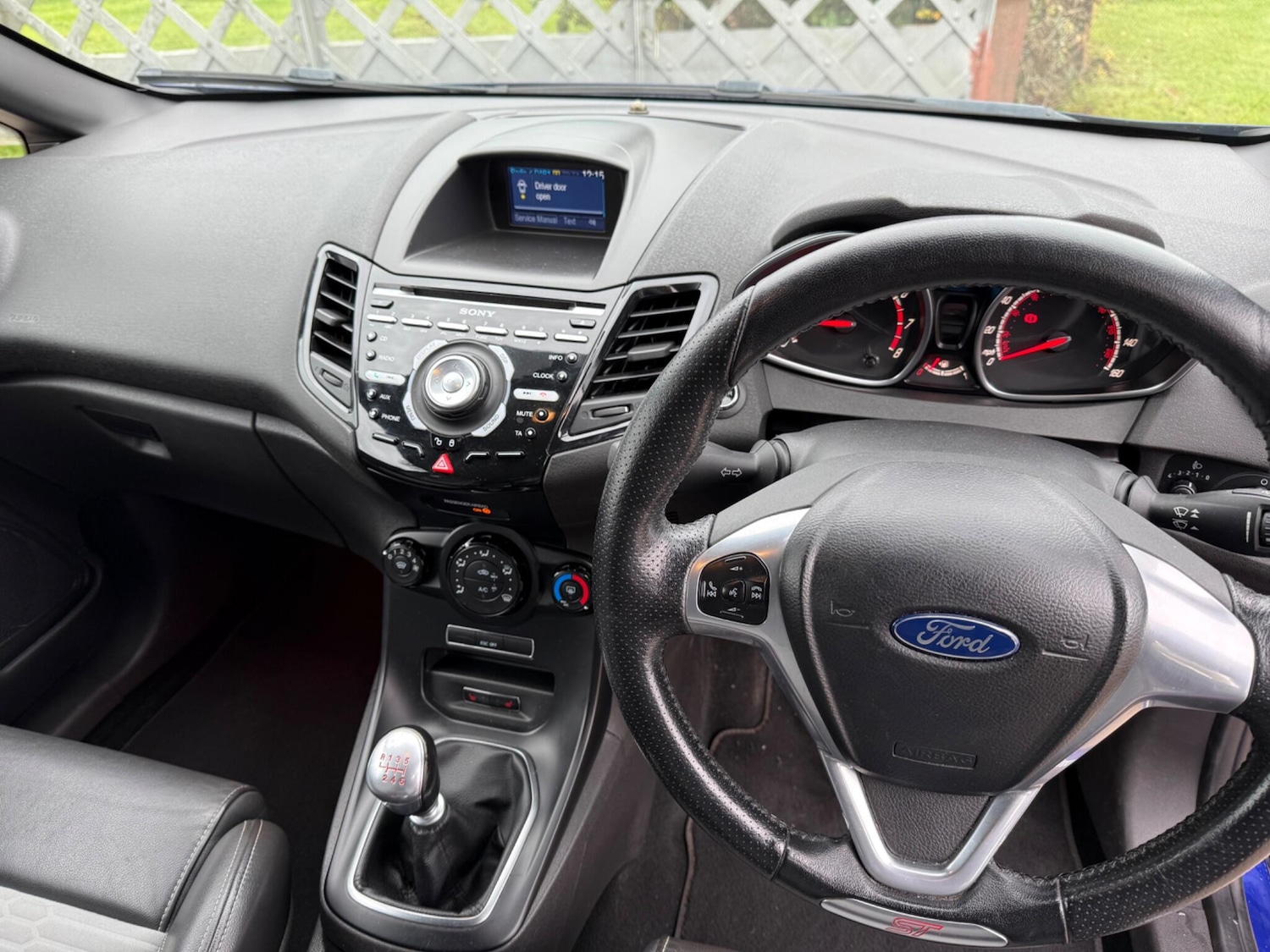 Used Ford Fiesta 2014 for sale - 76425441: Photo 4