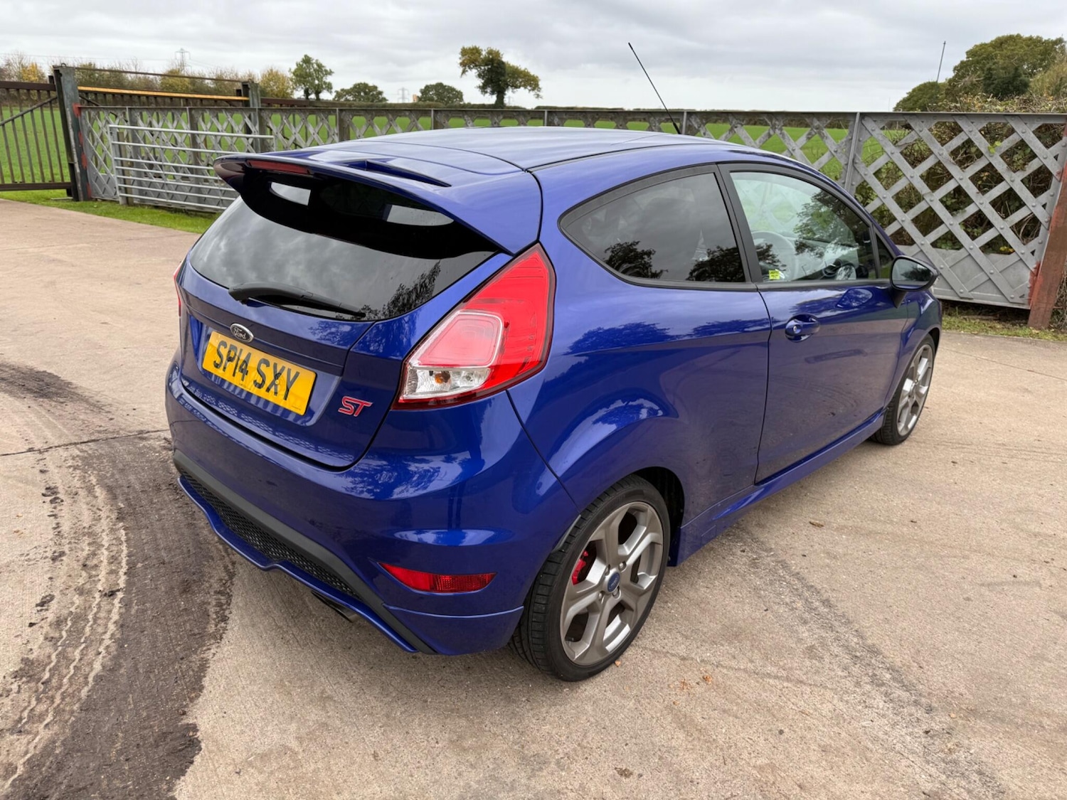 Used Ford Fiesta 2014 for sale - 76425441: Photo 7