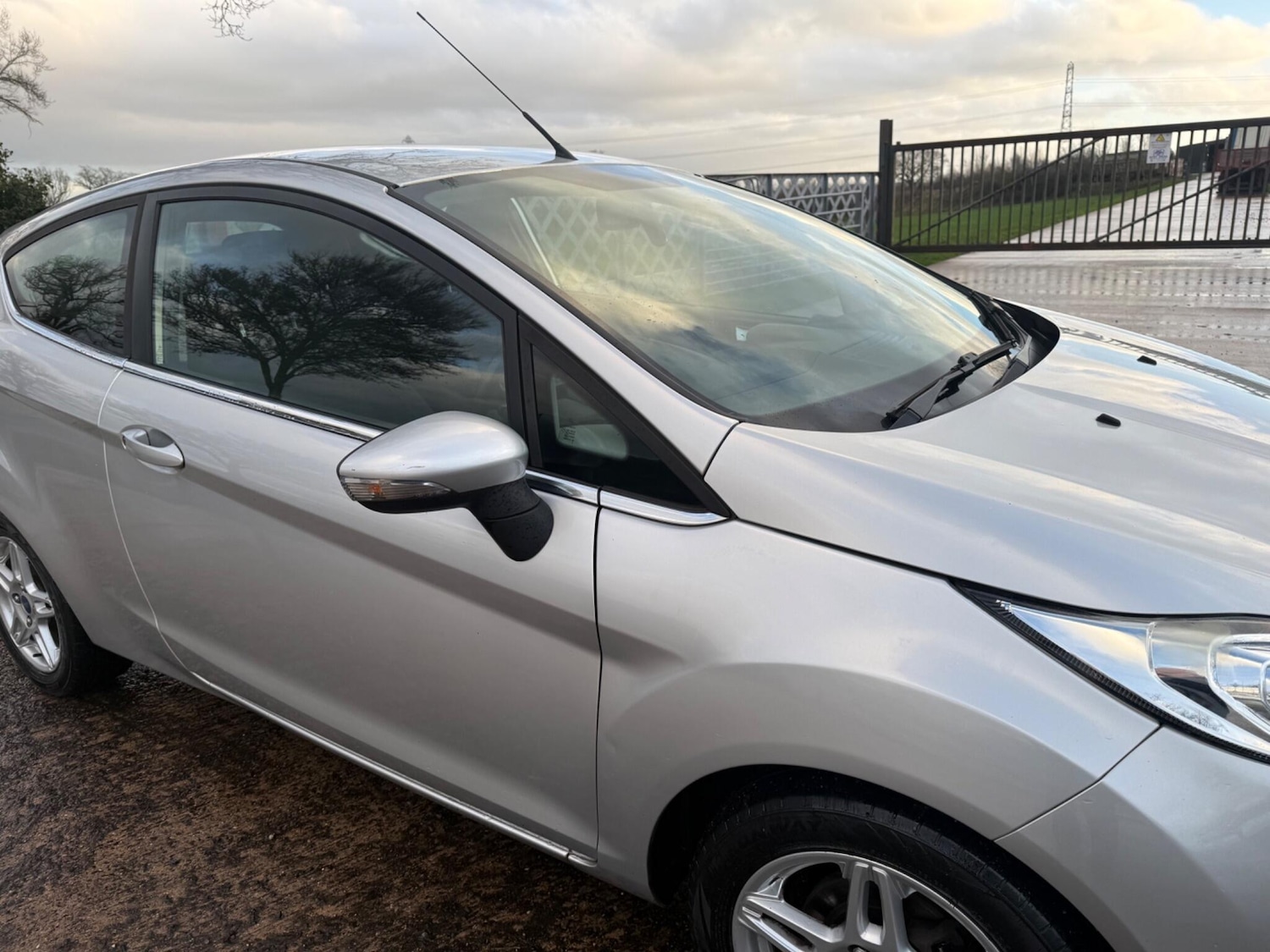Used Ford Fiesta 2014 for sale - 77345499: Photo 3