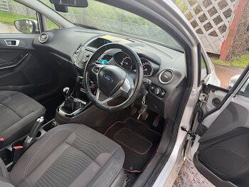 Used Ford Fiesta 2014 for sale - 77345499: Photo